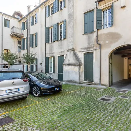 Casa Charleston Dimora Smart Al Duomo *