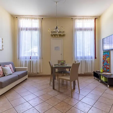 Casa Charleston Dimora Smart Al Duomo * Padova